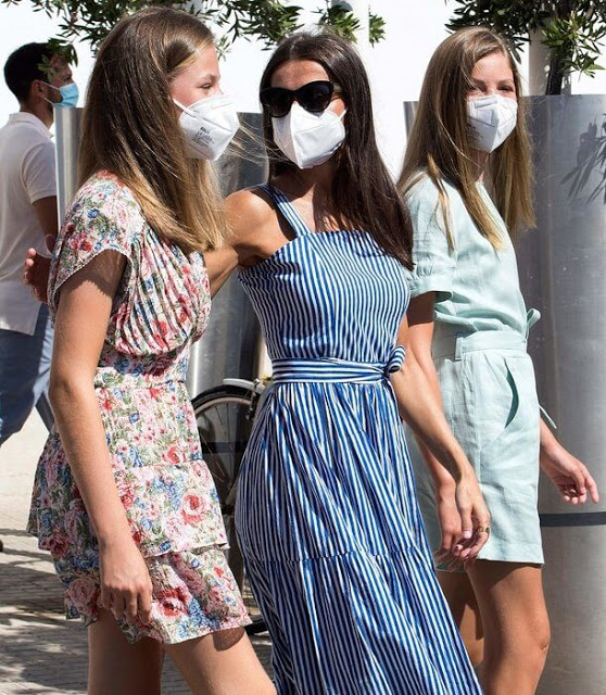 时尚风行派|莱后母女三人晒黑！大公主穿超短裙秀腿，180公分索菲亚成小巨人