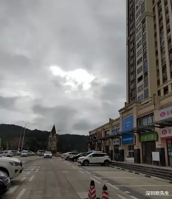 律师|深圳男子去年借首付买房，今年套牢了，超出范围就会适得其反！