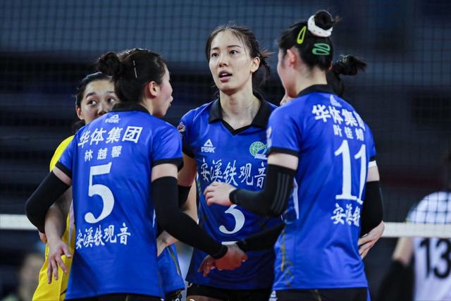 莊宇珊|10連發(fā)！23歲主攻跳發(fā)威力大，助球隊逆轉(zhuǎn)敗局，比莊宇珊更具潛力