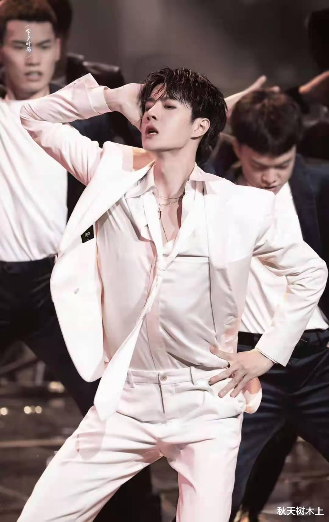 王一博|王一博入选黑榜！业内爆料崩图是常事，不想和肖战同台却总成挂件