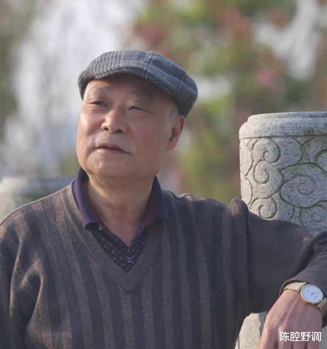 陈腔野调|重庆古稀老人蔡东的爱情诗，惊艳了时光