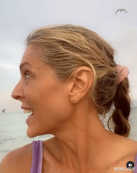 时尚丽人风行|特朗普最美前妻惊艳众人！无美颜下状态如少女，扎麻花辫显嫩30岁