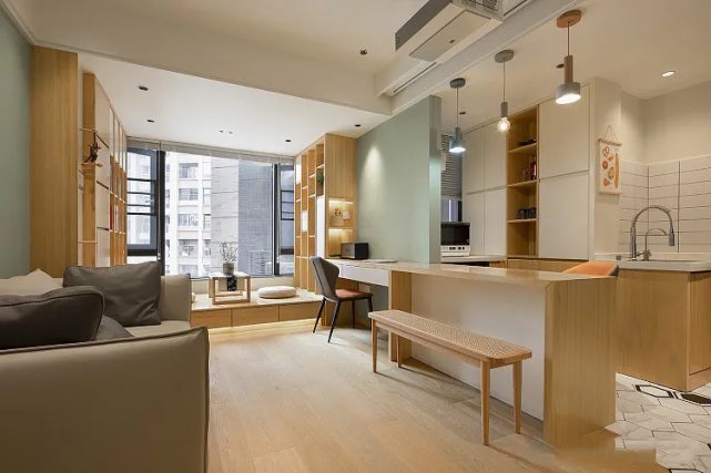 41㎡老破小逆袭，阳台加高装地台，茶室和书房都有了