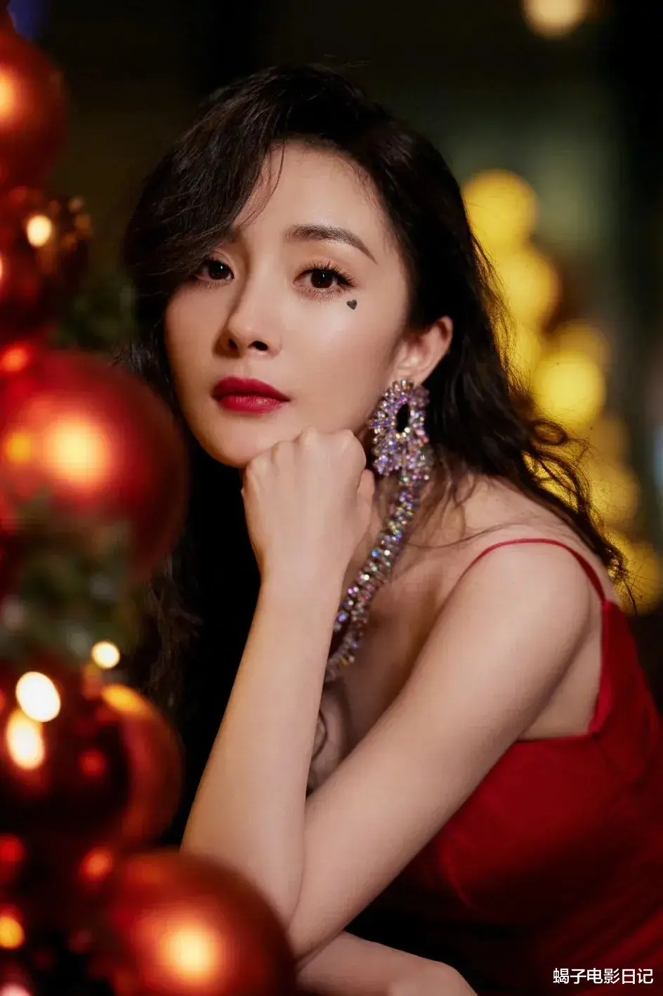 杨幂|杨幂官宣恋爱了？杨幂真的变了！