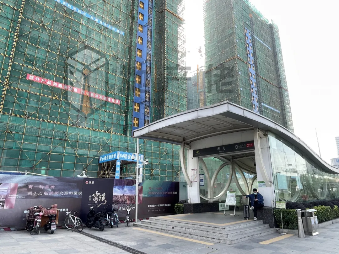 阿拉尔|踩盘记 | 一口气备案895套,这个地铁上的盘到底有多硬核?