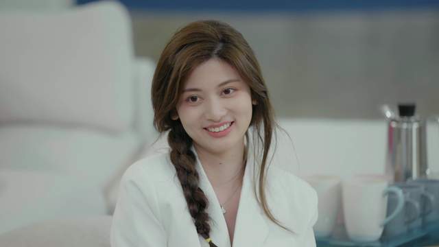 马子佳|马子佳孔汝淳线下有多甜？小孔不惧霸总变女王，嚷嚷要马董修男德