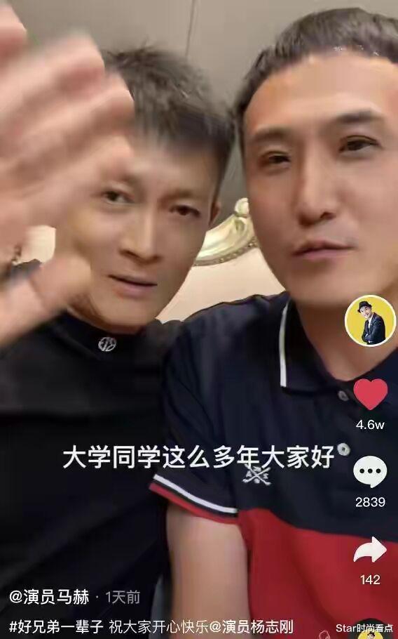 Star时尚看点|靠亲哥上位的杨志刚，憨厚长相配西装成小狼狗，为何下场会这样