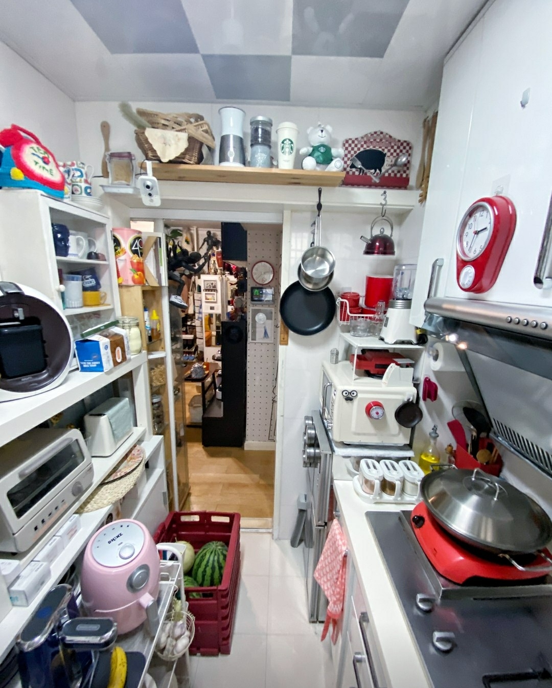 手办|去他的断舍离，80后夫妻拒绝极简，坚持把房子塞满，越看越喜欢！