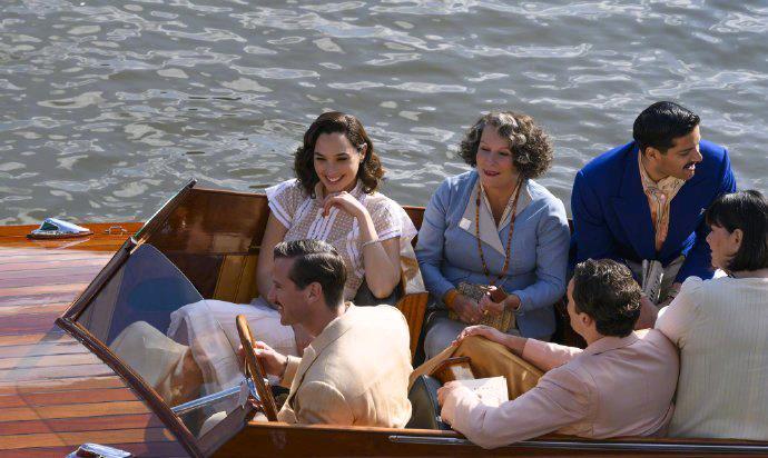 李沁|2022年最受瞩目十部好莱坞大片盘点，《阿凡达2》和《雷神4》上榜