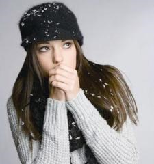 四川省 世界奇案：为了直播打赏，网红将女友虐待致死