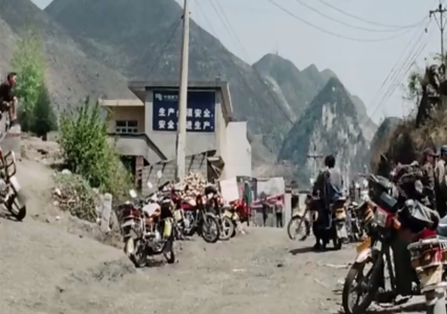 到处踅摸 河南头号悍匪，与警方数次交火，嘲讽警方：你们武器不行