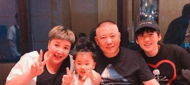 郭麒麟|股份是后妈弟弟的，郭德纲的严厉，早就注定郭麒麟是一个“外人”