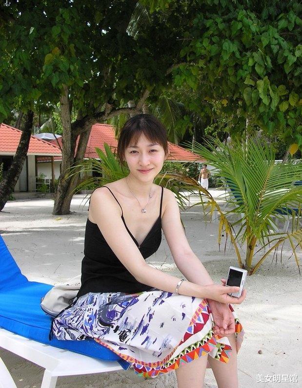 张天爱|美女明星馆：李小冉，甜美灵秀！