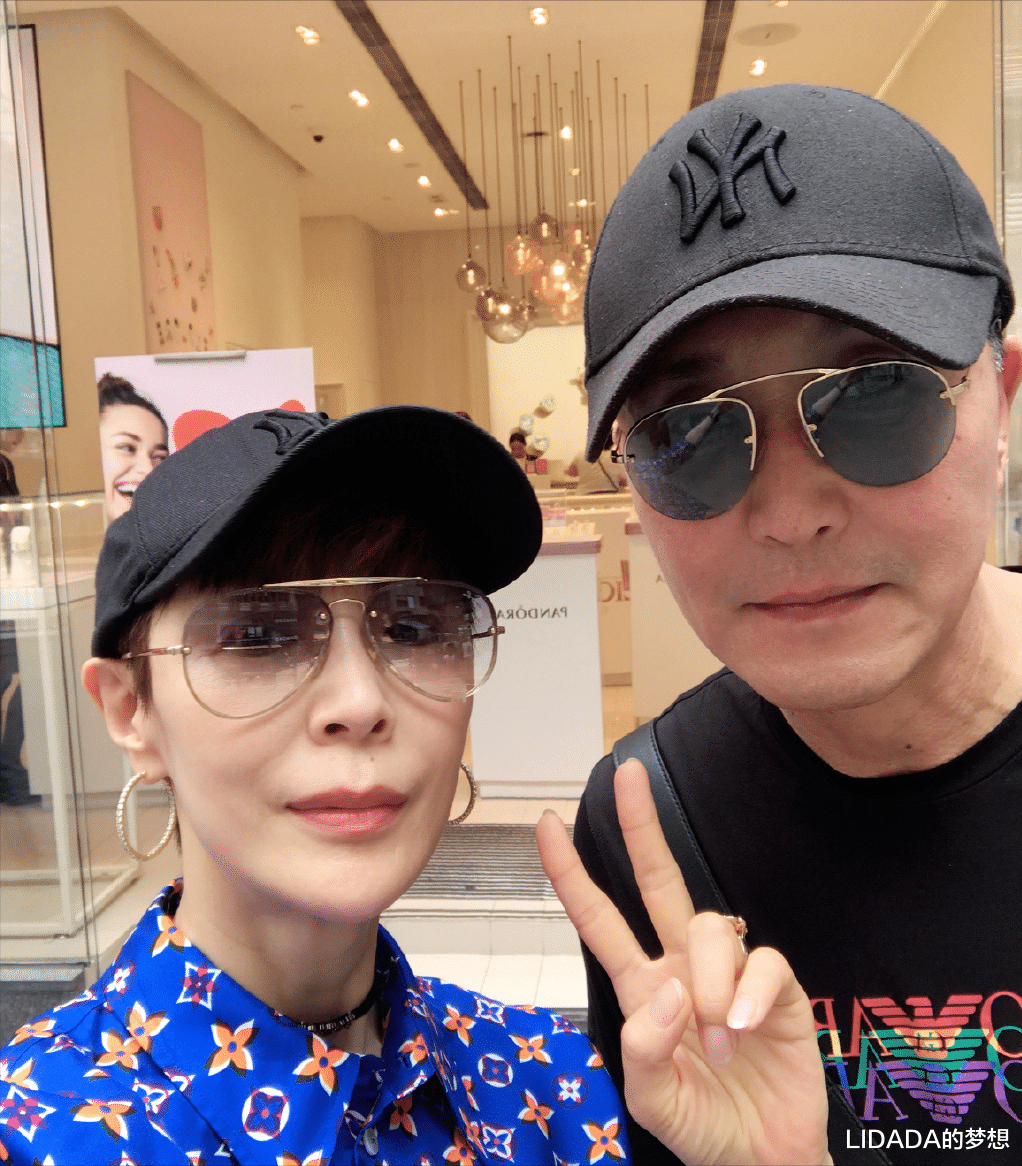 岳秀清|著名演员岳秀清：嫁吴刚30年生一明星儿子，把他宠成小公主