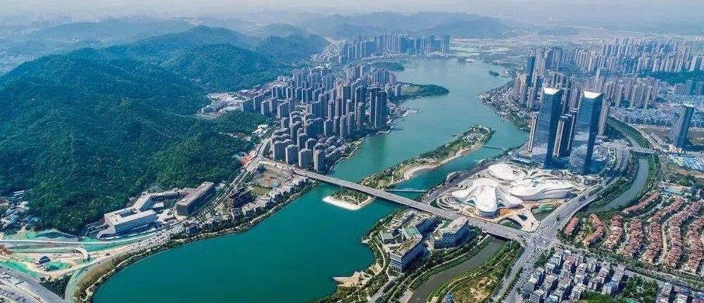 美美家的小厨房 湖南深山中的军工厂，曾生产自行车辉煌一时，今杂草丛生人烟稀少