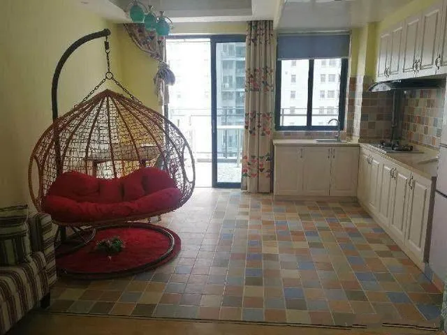 |老婆拿我第二套新房当儿戏!花20多万装修成这个鬼样子!怎么住