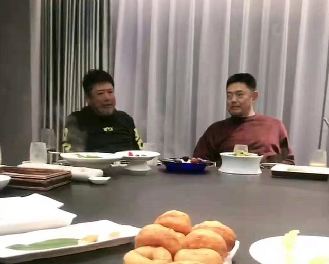 张潮|重案六组20年后重聚，张潮胡渣泛白，王茜缺席，总导演去世成遗憾