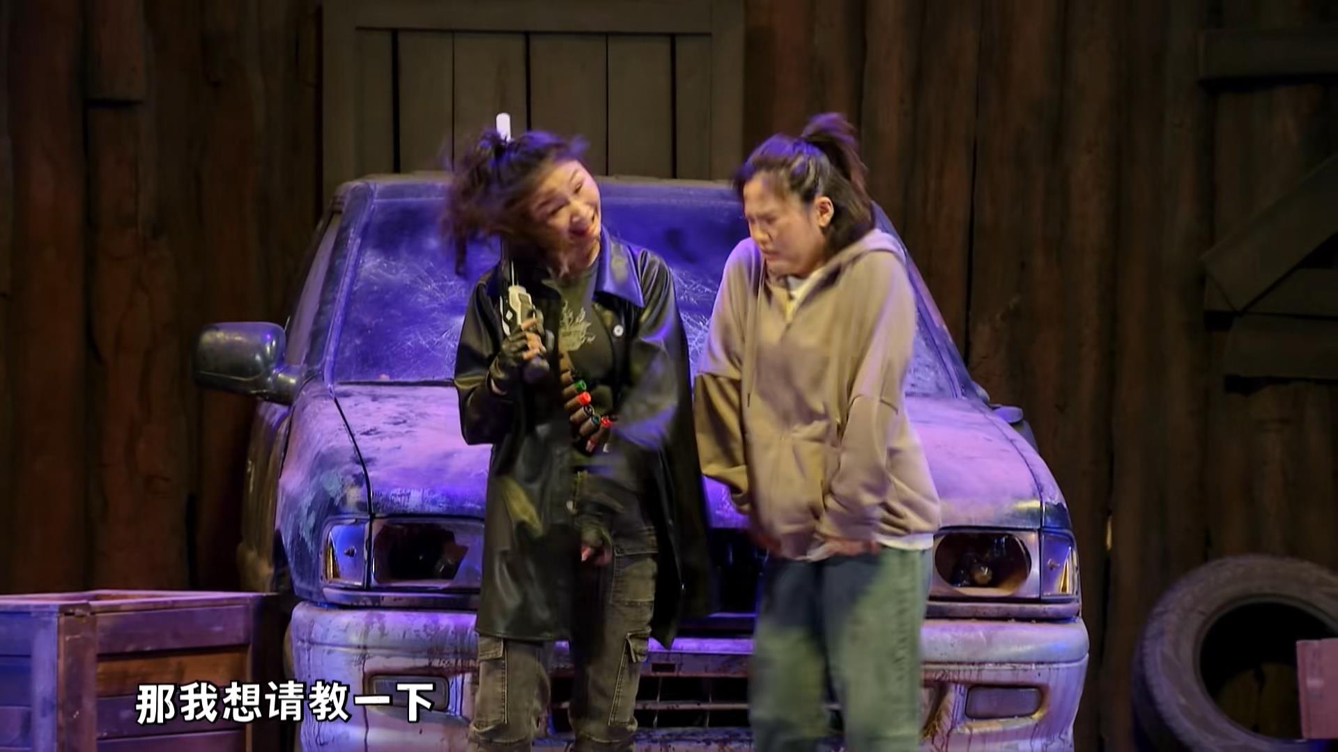 金靖|“表情帝”金靖表演风格被质疑,离开春晚舞台之后为何屡屡翻车?