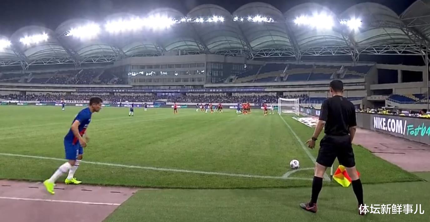 上海申花|惨烈!上海申花0-1长春亚泰,孙世林曝内情,冯潇霆引热议,谁注意于汉超举动