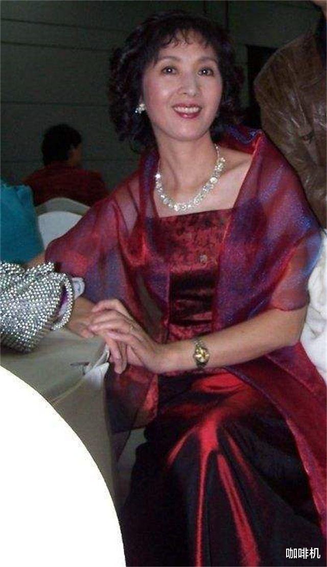 龚雪|80年代女演员龚雪:因流氓案断送演艺生涯,出走美国多年后来如何