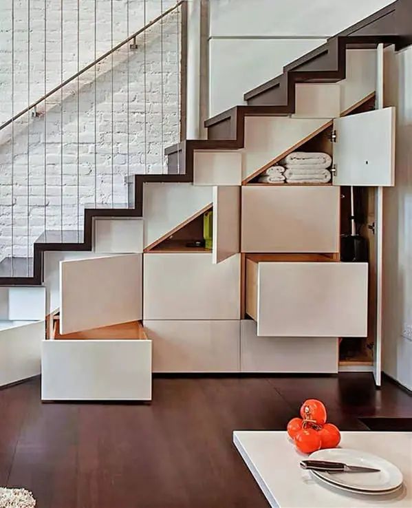 loft户型不用打太多柜子！楼梯做成抽屉柜，储物空间增大3㎡