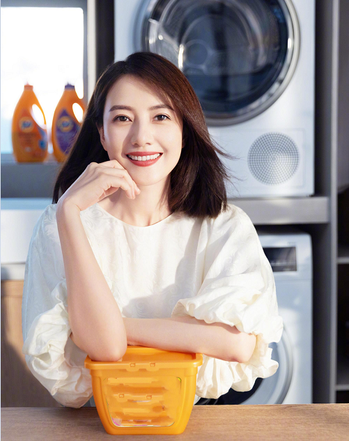 秦岚|公公是完美主义者 高圆圆婚后百般适应 42岁女神也有苦衷