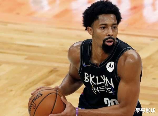 拱墅 哈登正式起诉！篮网让步完成交易！保罗退位让贤，两将比肩乔詹