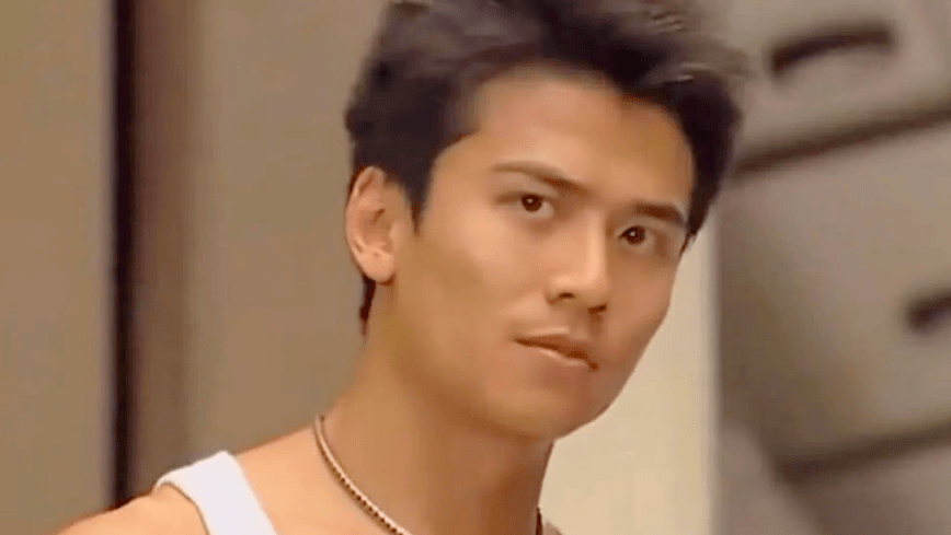 唐文龙|51岁唐文龙定居北京，一身“腱子肉”十分壮硕，丝毫不输20岁小伙