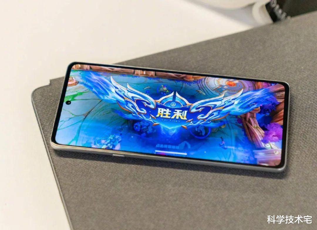 小米科技|不止小米12、moto edge X30?多款骁龙8 Gen 1手机将至!