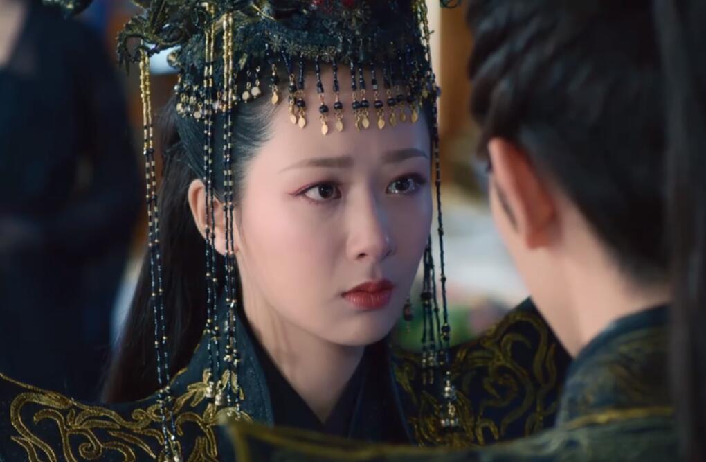 杨幂|同一部剧中，当女配和女主造型一样，就很考验女主颜值了