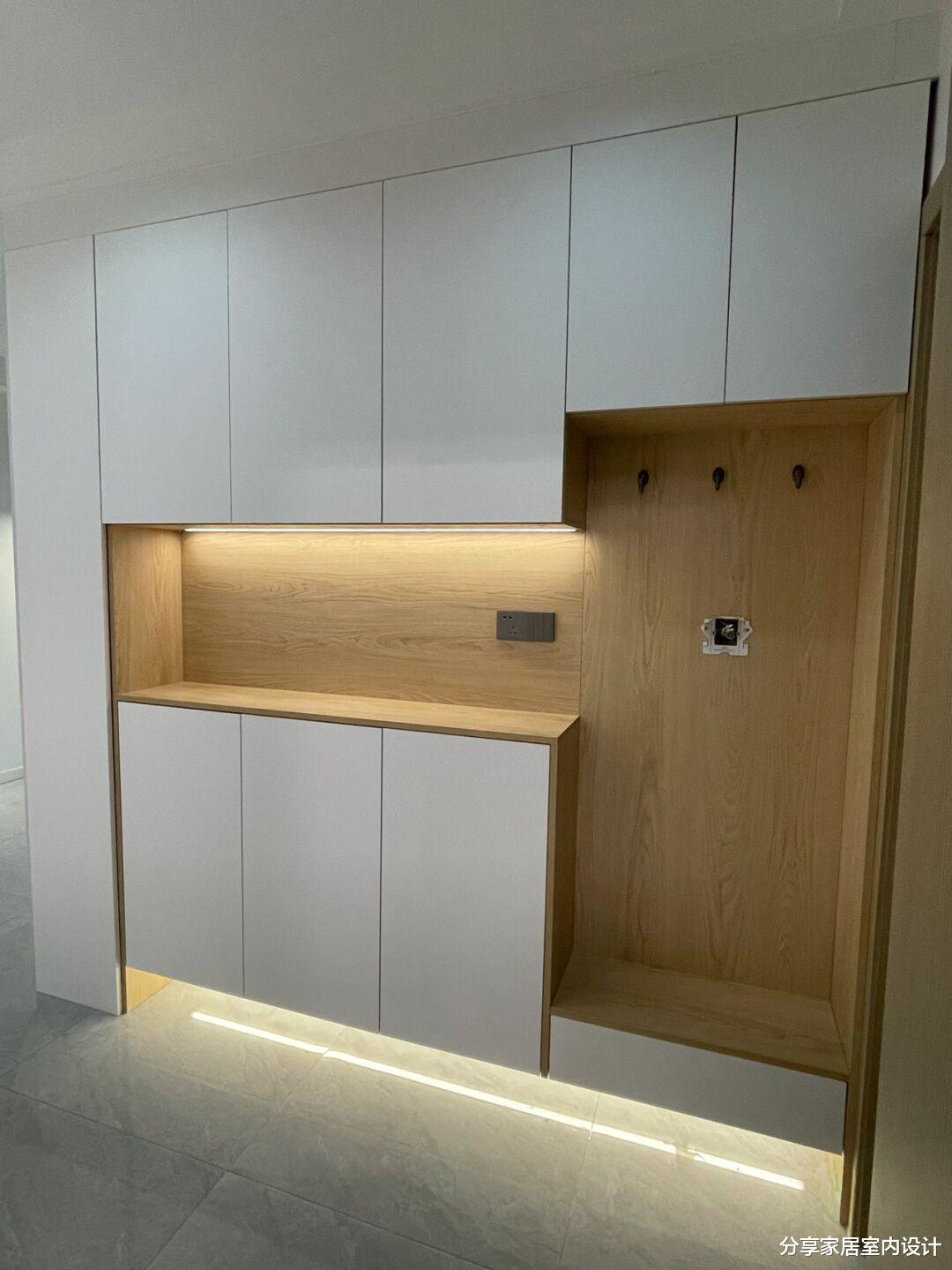 |硬装花了10W终于搞定，打扫干净真心漂亮，进屋就被入户鞋柜迷住