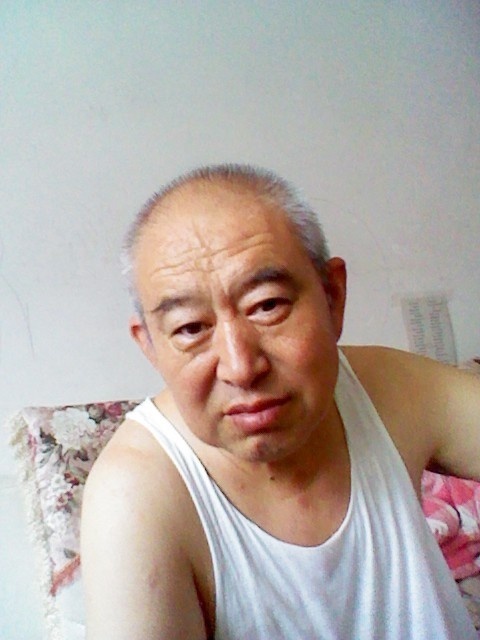 吴嘉情吧 75岁的老李跟68岁的阿姨相亲，居然不同意
