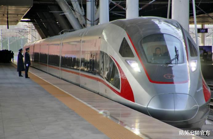精英出鞘官方 高铁发展不仅要“降速”，还要“降温”？全面调整背后是全新格局