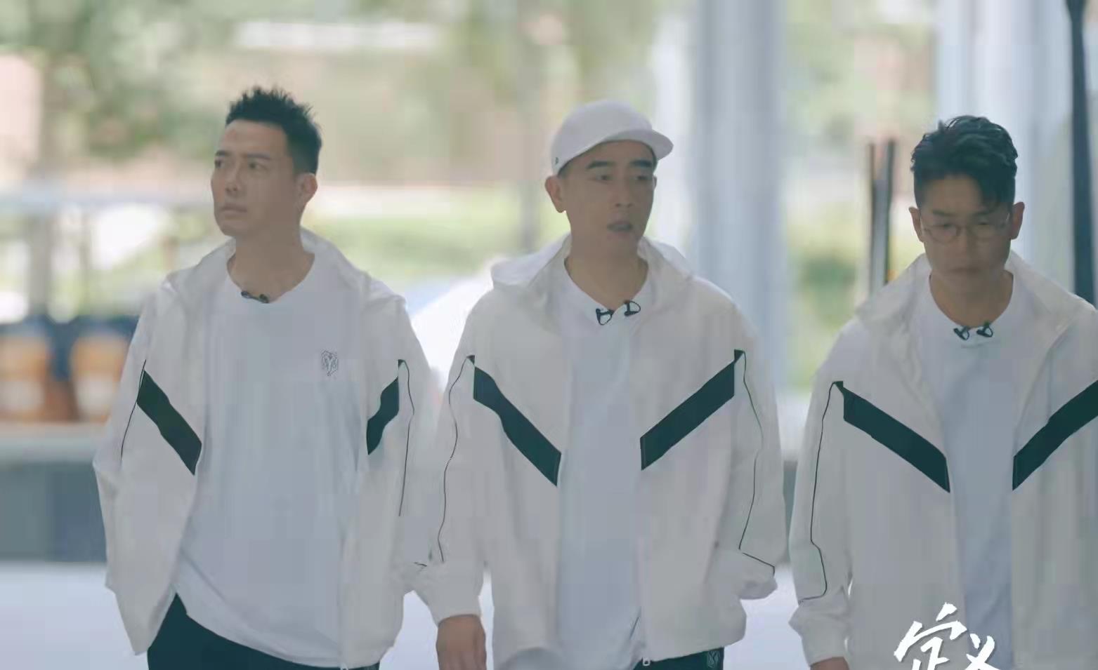 毒液|《大湾仔的夜》有剧本也无所谓？5个大爷洗脚都获赞，观众太双标