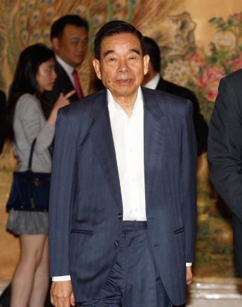 刘銮雄|有才华却为何靠男人？当年和刘銮雄要2亿分手费，今混成啥样了？