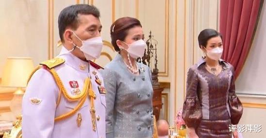 苏提达|泰王习惯海报传递心意，夫妇御画像打动苏提达，贵妃没份同入