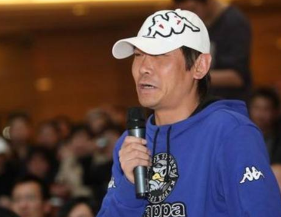 那英|那英顺利成团心情好，前夫与现任是好兄弟，如今升级当俱乐部老总