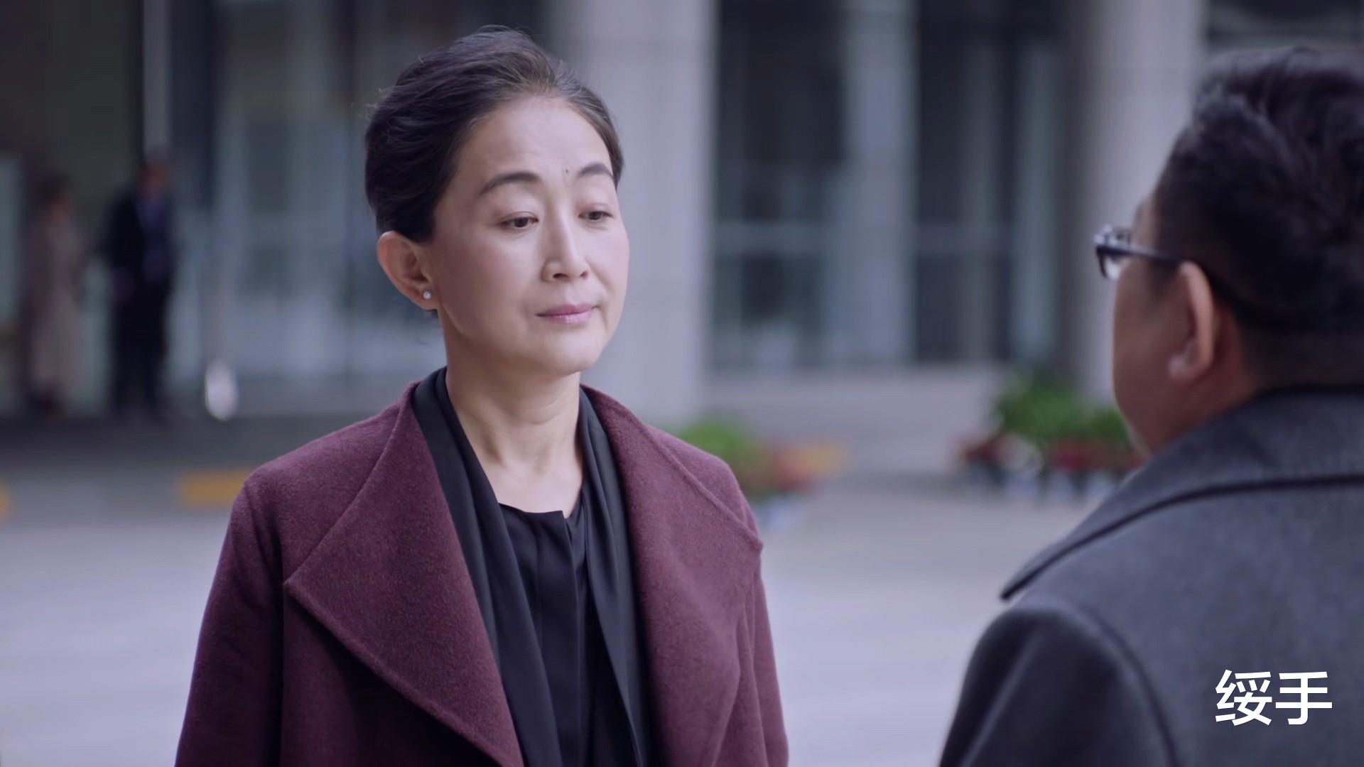 李沁|《突围》：无才无德，3点原因，陆建设的结局早已注定