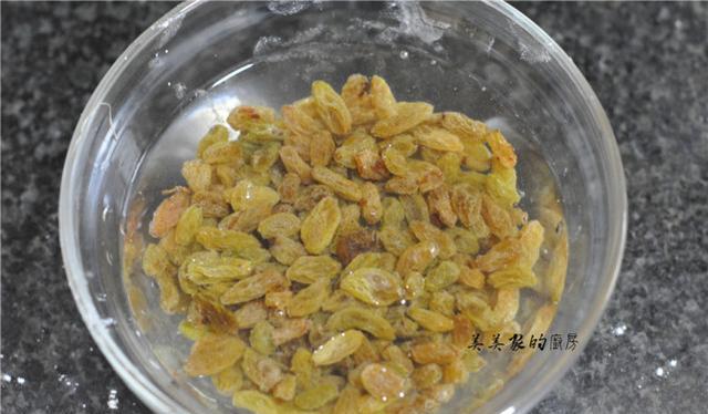 面粉|做早餐，别傻傻只会用面粉了，春天来了试试它，清爽柔软低热量！