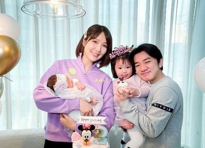 王一博|王祖蓝的基因太强大了， 一家五口除了妻子李亚男， 其余四人共用一张脸