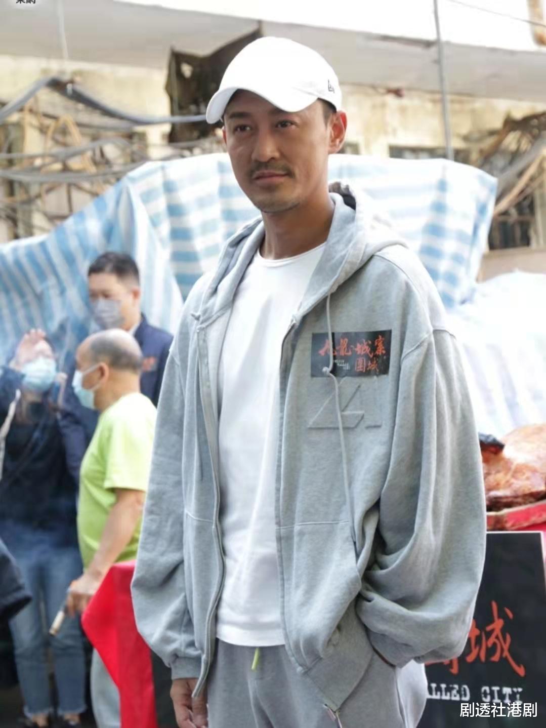 电影|与任贤齐首合作电影!TVB前一线小生曝将会被人轮流打:练到快吐了