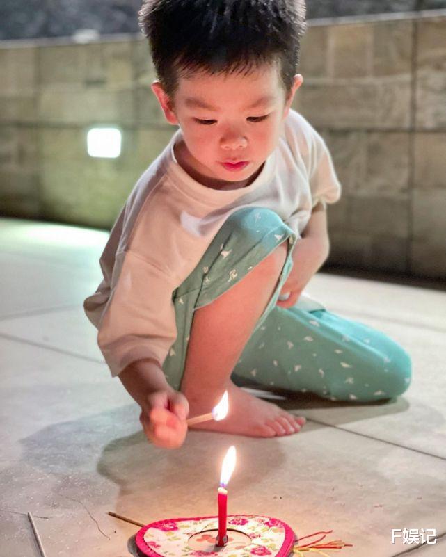 郑伊健|TVB小生黎诺懿和孕妻儿子开心过中秋 郑伊健夫妇一起度过但没出镜