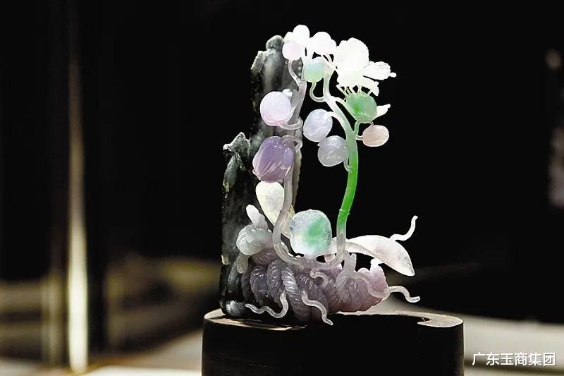 广东玉商集团|10亿国宝翡翠身份之谜,到底是慈禧生前最爱?还是当代大师作?