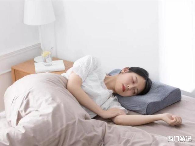 破产|敢试试“凶宅试睡员”？1分钟1块！网友：我能睡到他破产！