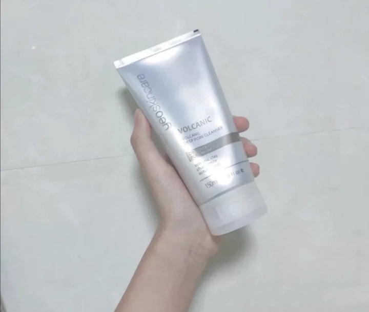 种草的小小苏|洗面奶没选对，比烂脸还可怕！用它洗脸，淡斑祛痘，效果堪比换皮