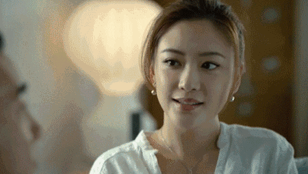 应采儿|2004年，应采儿被捕入狱的隐秘往事，和她与张柏芝陈小春间的纠葛