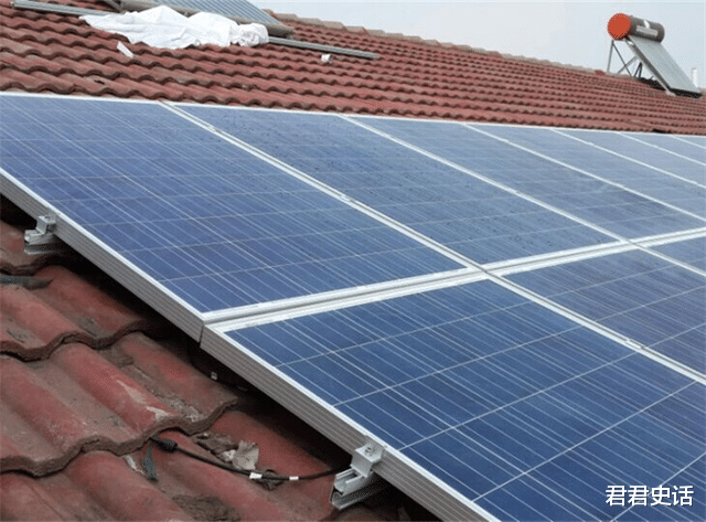 那么多人在屋顶上装太阳能板，真能赚钱吗？5年内究竟能否回本？