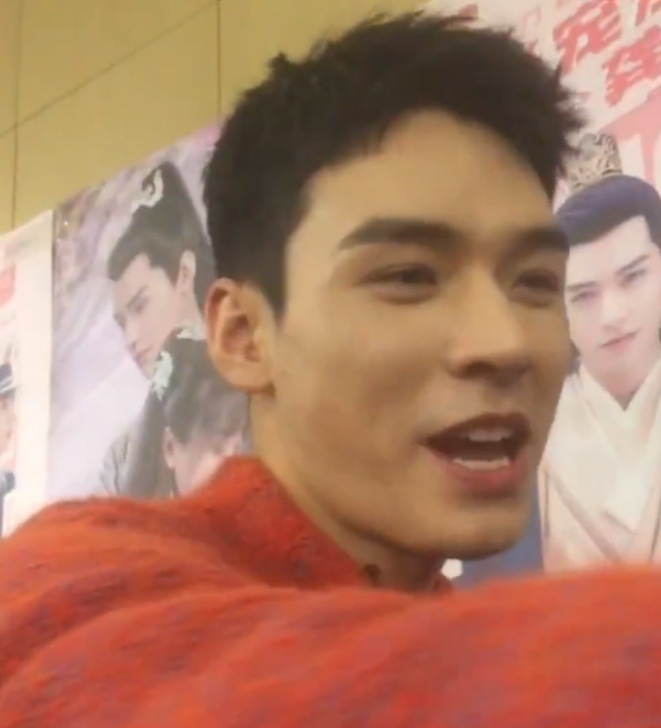 刘雯|龚俊“怼脸拍”视频被传，失去“温客行”滤镜，真人帅不帅一眼即知