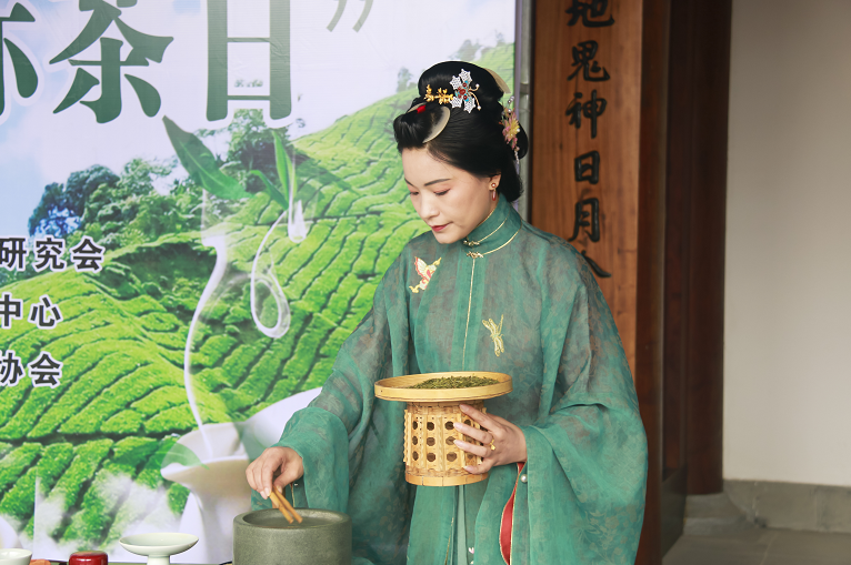 浦江有趣生活 迎接“国际茶日”｜我县举行品茶会展活动