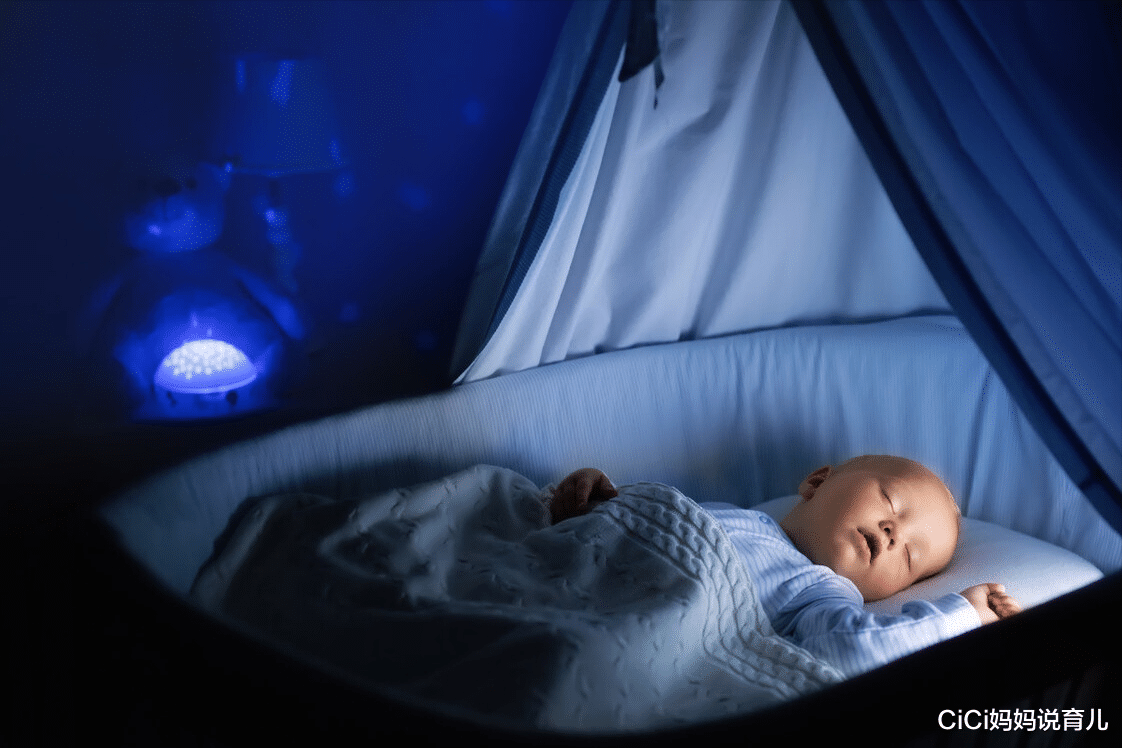 CiCi妈妈说育儿|婴儿的夜不同于大人的“夜”，断夜奶不看月龄，看娃吃夜奶的时间